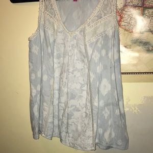 Tank top light blue and white